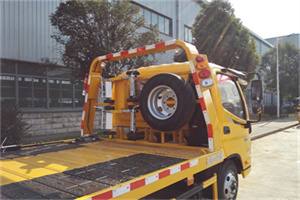 新抚区附近汽车搭电救援电话