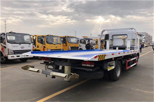 新抚区汽车救援补胎